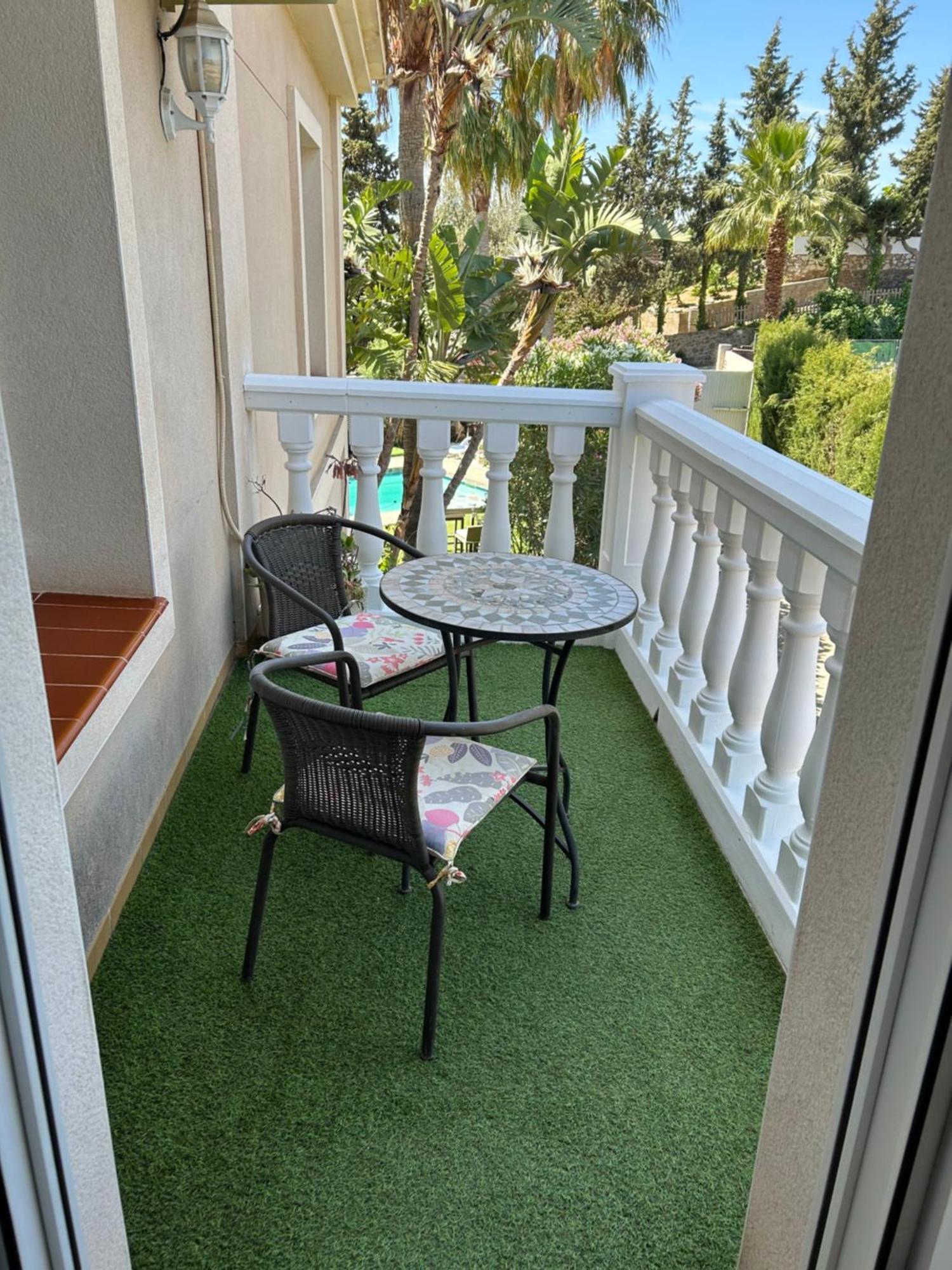 Villa Paraisos Фуэнхирола Экстерьер фото